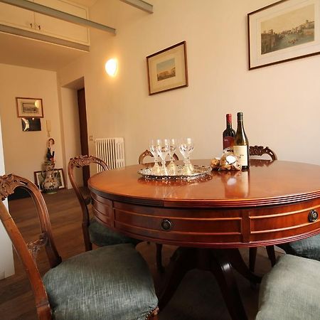 Trevi Fountain 2Br Apartment Roma Dış mekan fotoğraf